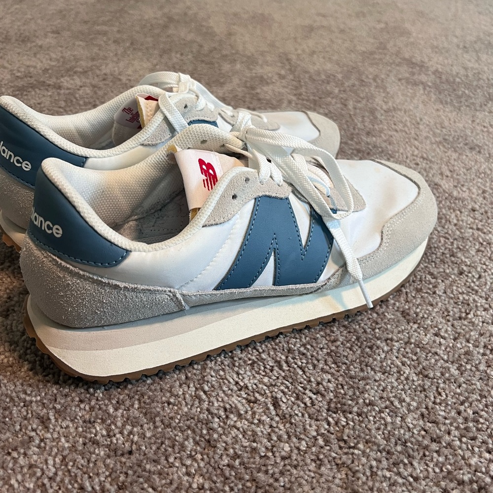 New Balance 274
